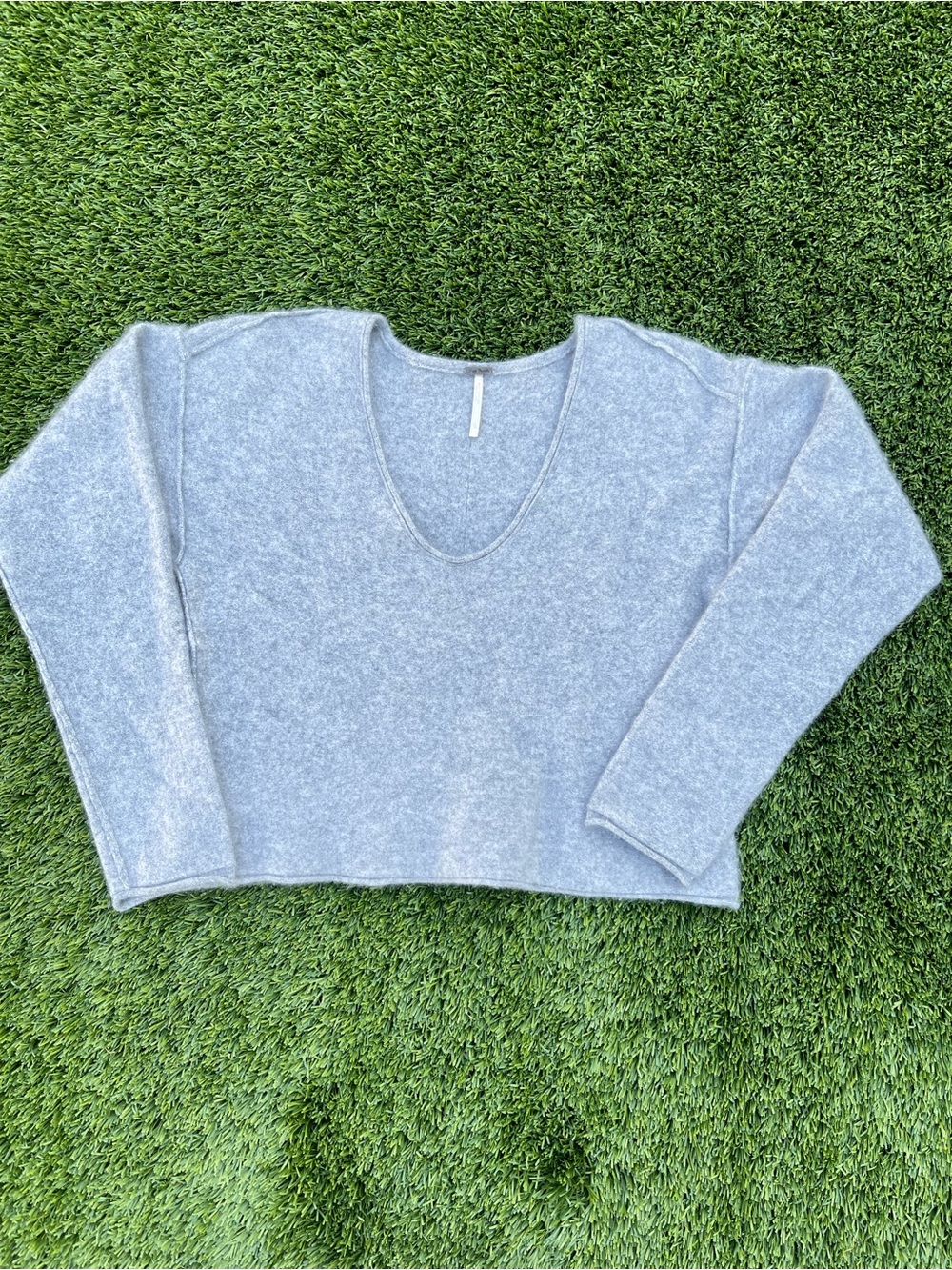 Free People Heather Gray V-Neck Cropped Sweater